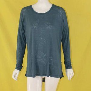 NWOT LULULEMON Open Back Long Sleeves Top Light Blue Size 6